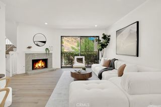 26008 Alizia Canyon C, Calabasas, CA 91302