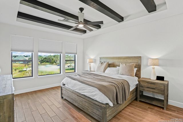 330 Navarro, Boerne, TX 78006