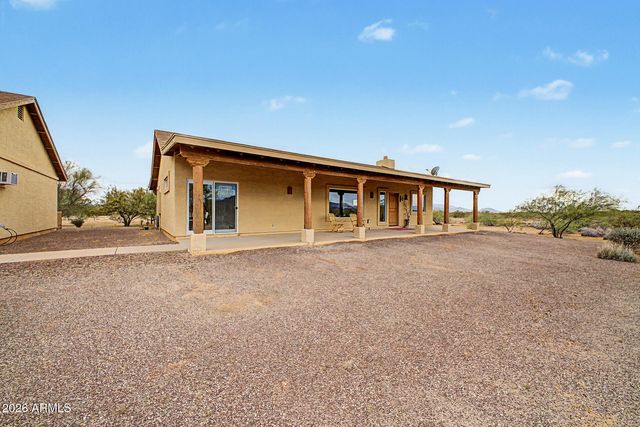 45812 W J-1 Ranch Road, Wickenburg, AZ 85390