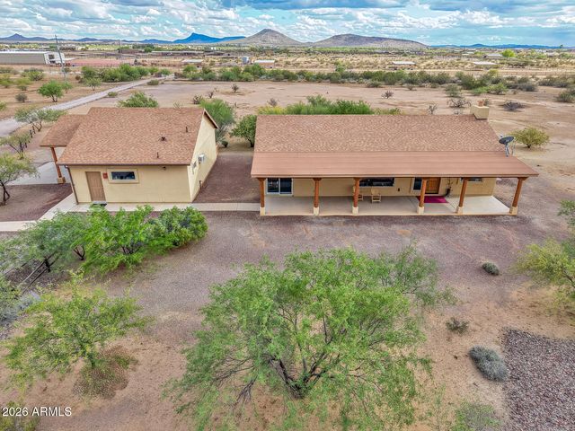 45812 W J-1 Ranch Road, Wickenburg, AZ 85390