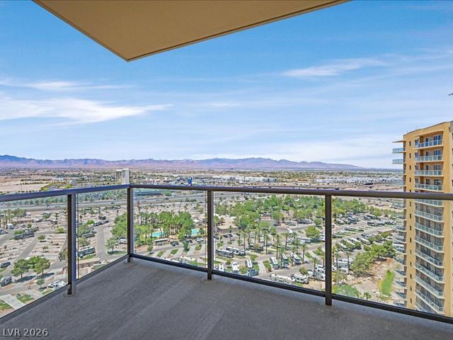 8255 Las Vegas Boulevard 1812, Las Vegas, NV 89123