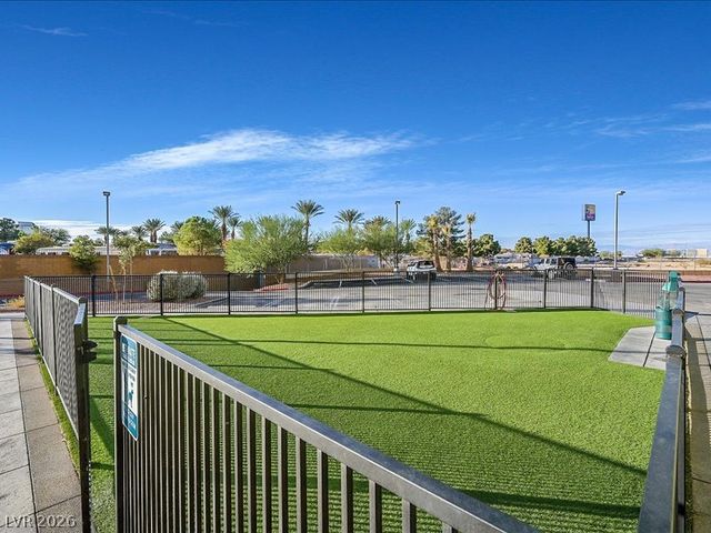 8255 Las Vegas Boulevard 1812, Las Vegas, NV 89123