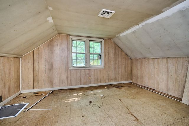 508 Granville Rd, Westfield, MA 01085
