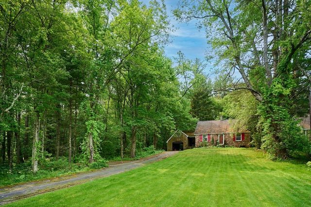 508 Granville Rd, Westfield, MA 01085