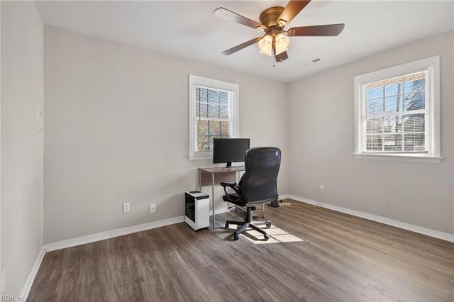 3005 Mattox DR, Chesapeake, VA 23325