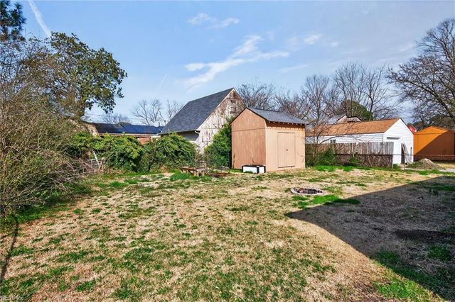 3005 Mattox DR, Chesapeake, VA 23325