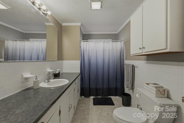 102 Page Street, Morganton, NC 28655