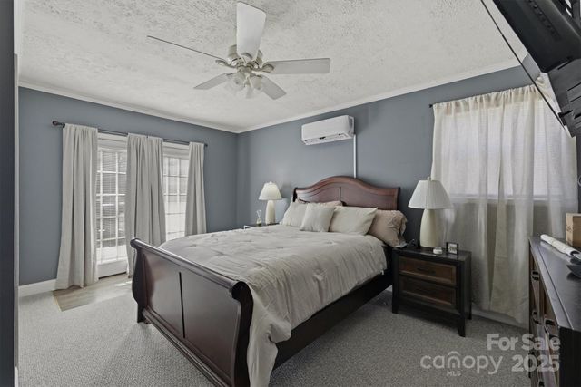 102 Page Street, Morganton, NC 28655