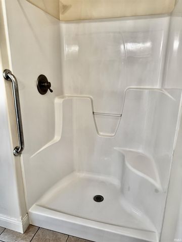 1485 E Lieutenant Lane, Bloomington, IN 47401