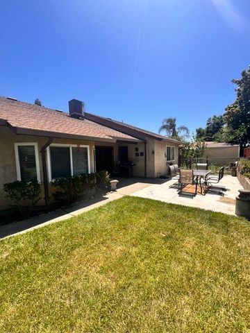 6104 Chickasaw Ct, Manteca, CA 95336
