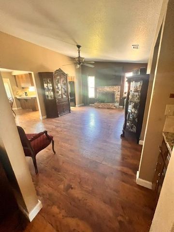 6104 Chickasaw Ct, Manteca, CA 95336