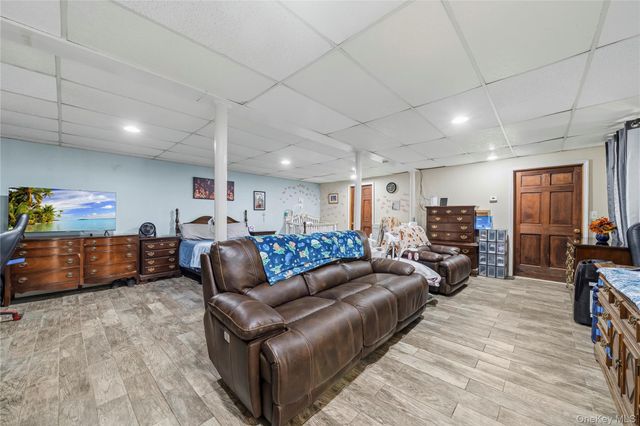 625 Gidney Avenue, Newburgh, NY 12550