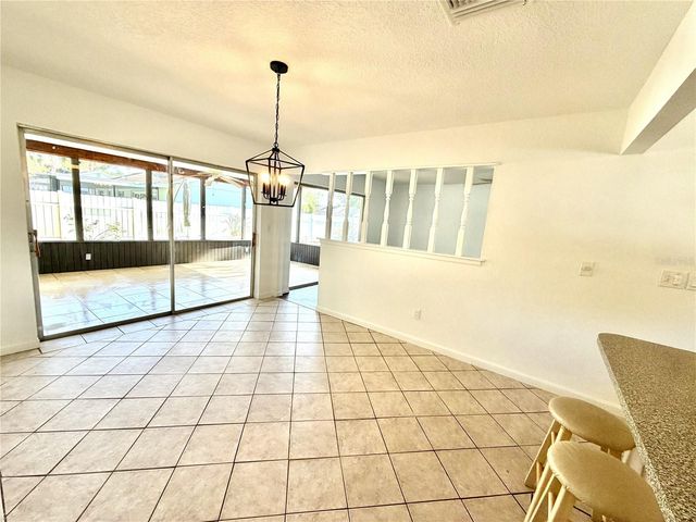 8212 101ST COURT, Seminole, FL 33777