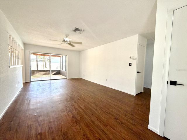8212 101ST COURT, Seminole, FL 33777