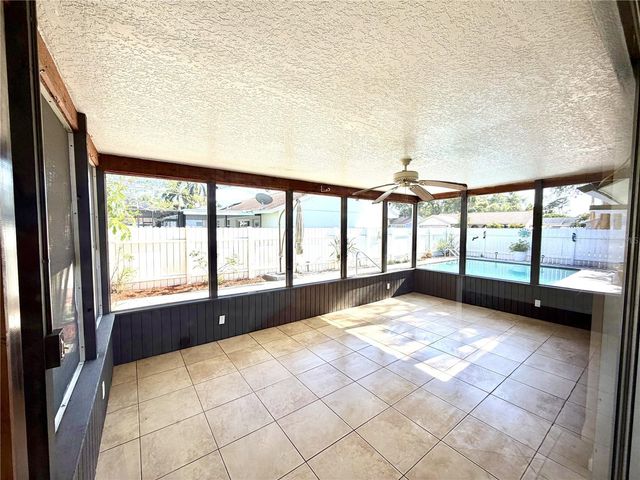 8212 101ST COURT, Seminole, FL 33777