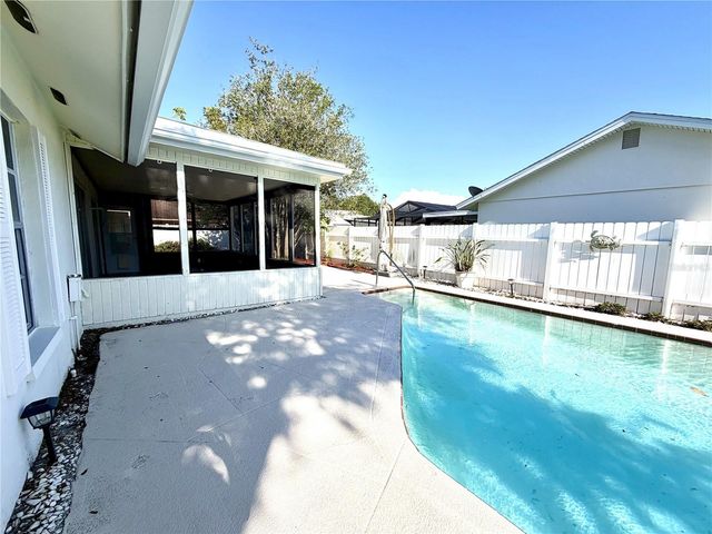 8212 101ST COURT, Seminole, FL 33777