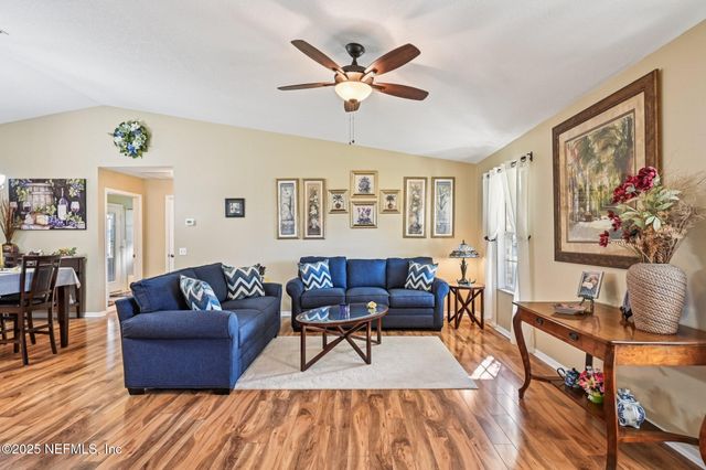 120 ASHLEY LAKE Drive, Melrose, FL 32666