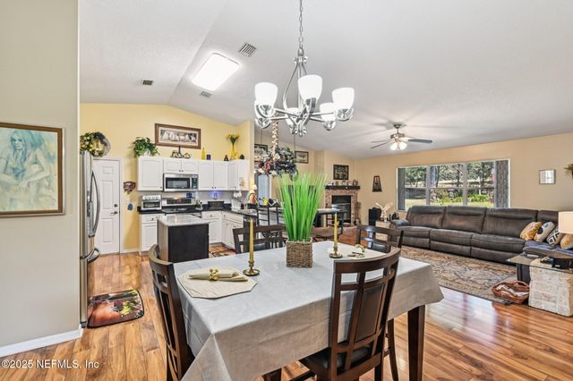 120 ASHLEY LAKE Drive, Melrose, FL 32666