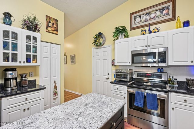 120 ASHLEY LAKE Drive, Melrose, FL 32666