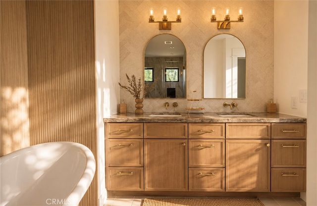 636 Bay, Santa Monica, CA 90405