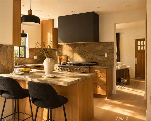 636 Bay, Santa Monica, CA 90405