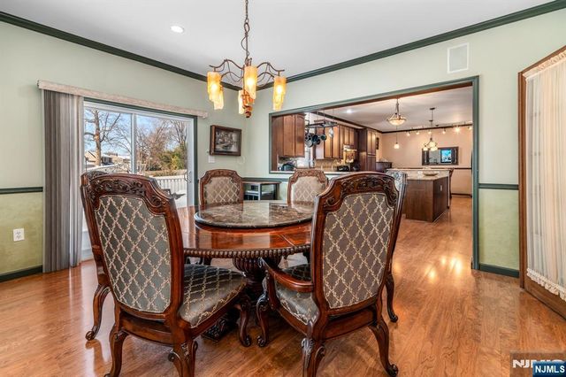 238 Park Avenue, Teaneck, NJ 07666