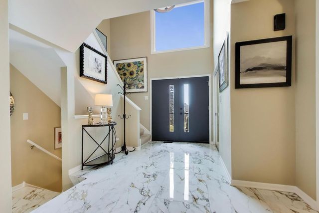 22 Rodeo Drive, Burr Ridge, IL 60527