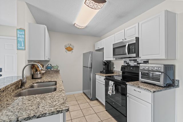 1356 Glenns Bay Rd Apt 202H, Myrtle Beach, SC 29575