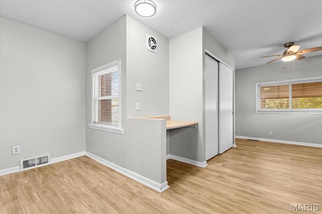 6837 Bradley Avenue, St Louis, MO 63139