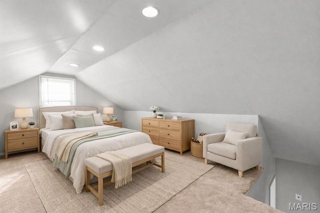 6837 Bradley Avenue, St Louis, MO 63139