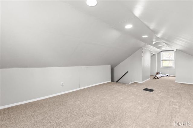 6837 Bradley Avenue, St Louis, MO 63139