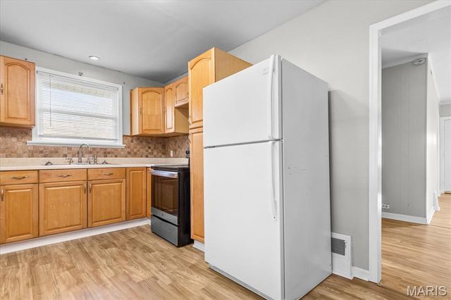 6837 Bradley Avenue, St Louis, MO 63139