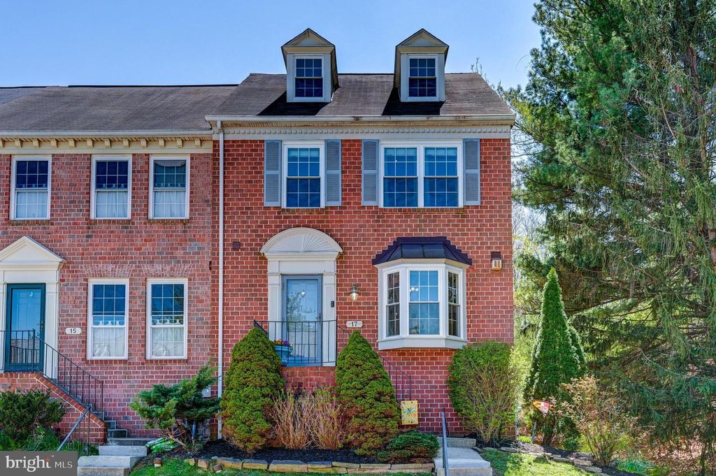 Image 1 of property listing at 17 TIGREFF CT, Baltimore, MD 21234