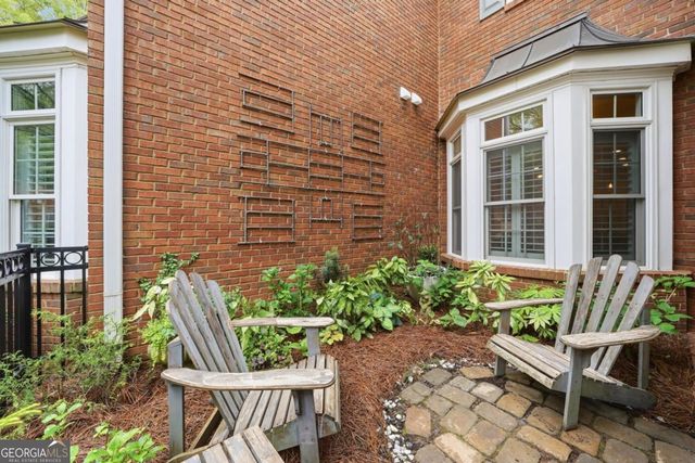 8420 Parker Place, Roswell, GA 30076
