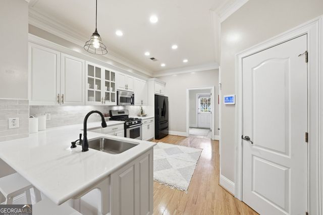 8420 Parker Place, Roswell, GA 30076