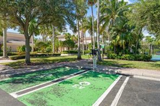 2807 VERONIA Drive 107, Palm Beach Gardens, FL 33410