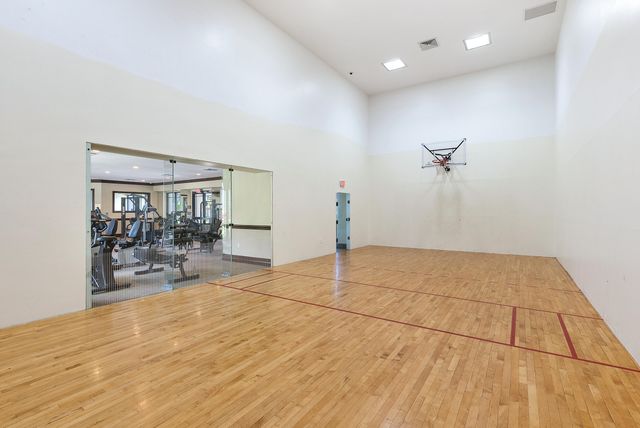 2807 VERONIA Drive 107, Palm Beach Gardens, FL 33410