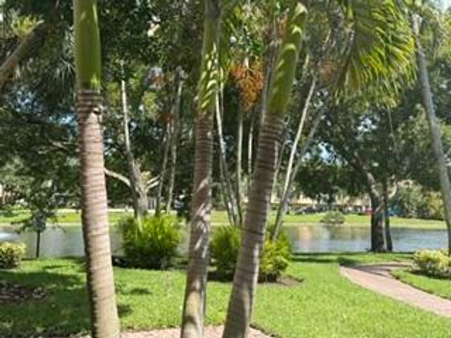 2807 VERONIA Drive 107, Palm Beach Gardens, FL 33410
