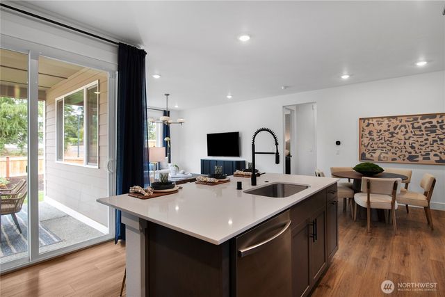 645 Gooseberry Place, Sequim, WA 98382