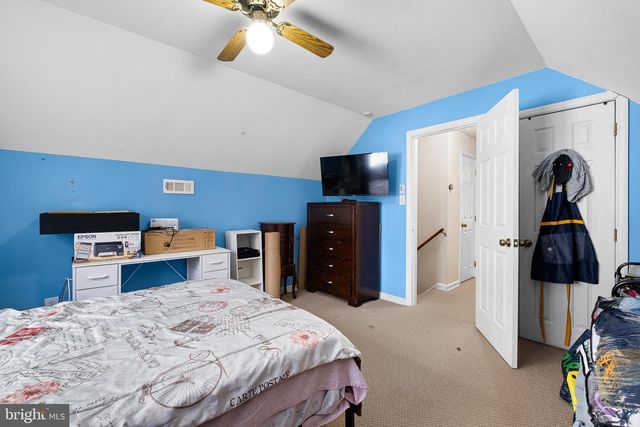 18 W REDMONT RD, Wilmington, DE 19804