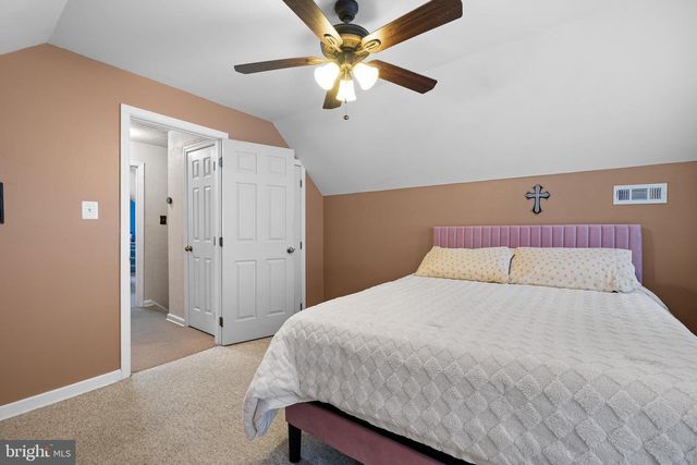 18 W REDMONT RD, Wilmington, DE 19804