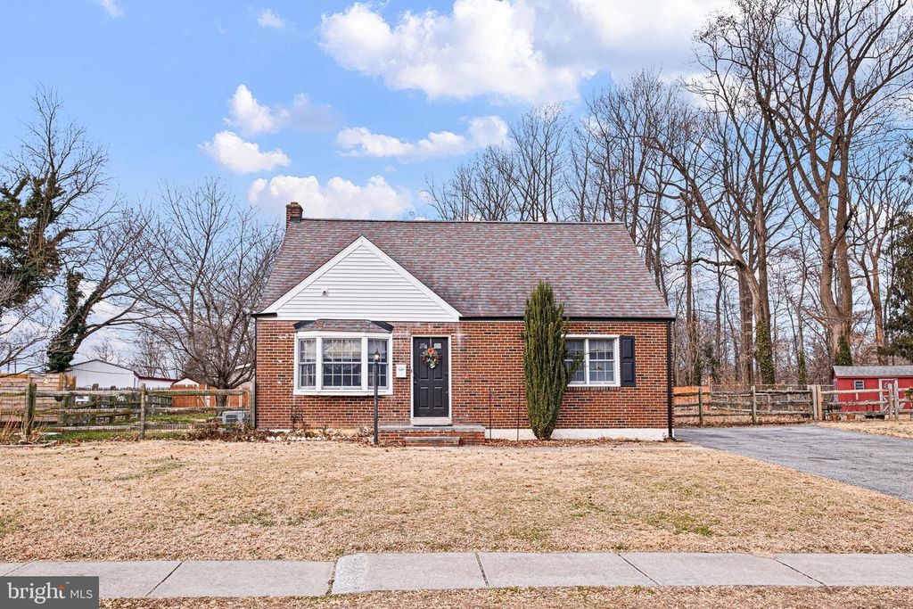 18 W REDMONT RD, Wilmington, DE 19804