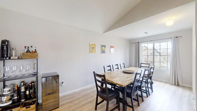 2404 Windward Boulevard 201, Champaign, IL 61821