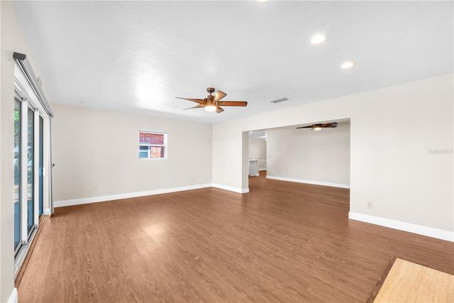 2004 CAPRI ROAD, Valrico, FL 33594