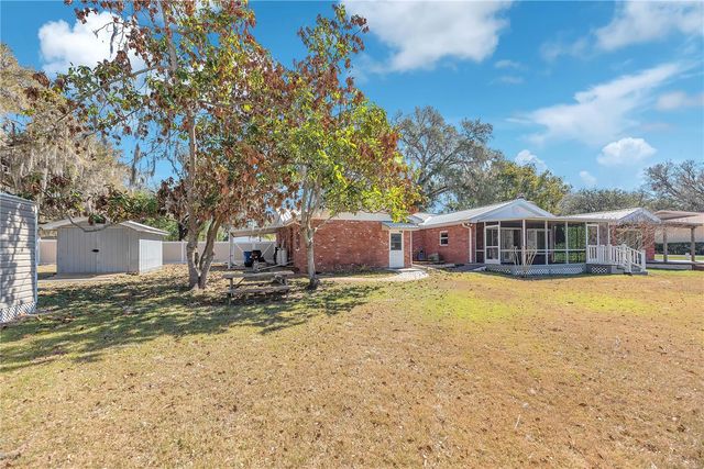 2004 CAPRI ROAD, Valrico, FL 33594