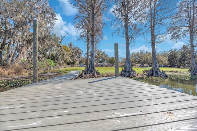 2004 CAPRI ROAD, Valrico, FL 33594