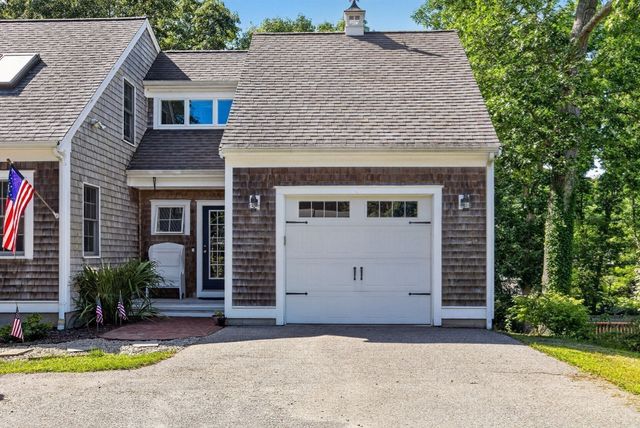 11 Burbank Street, Sandwich, MA 02563