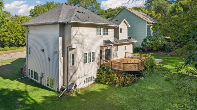 15016 Viewcrest Lane, Burnsville, MN 55306