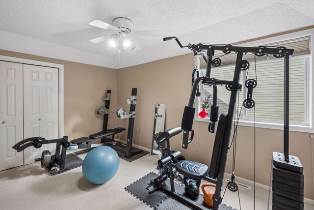 15016 Viewcrest Lane, Burnsville, MN 55306