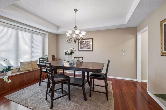 15016 Viewcrest Lane, Burnsville, MN 55306